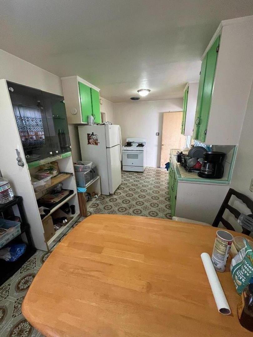 Detail Gallery Image 22 of 26 For 210 7th Ln, South San Francisco,  CA 94080 - – Beds | – Baths