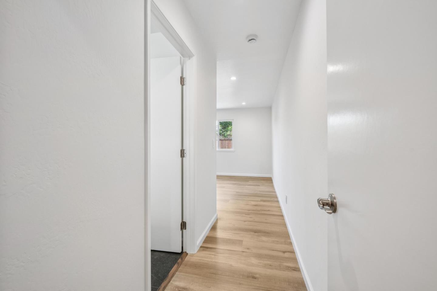 Detail Gallery Image 22 of 70 For 700 Gull Ave, Foster City,  CA 94404 - 3 Beds | 2 Baths