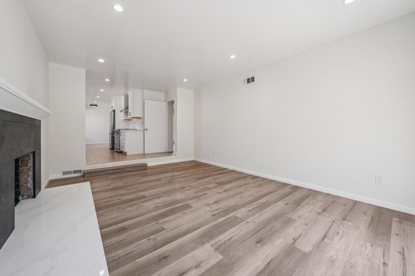 Detail Gallery Image 34 of 70 For 700 Gull Ave, Foster City,  CA 94404 - 3 Beds | 2 Baths