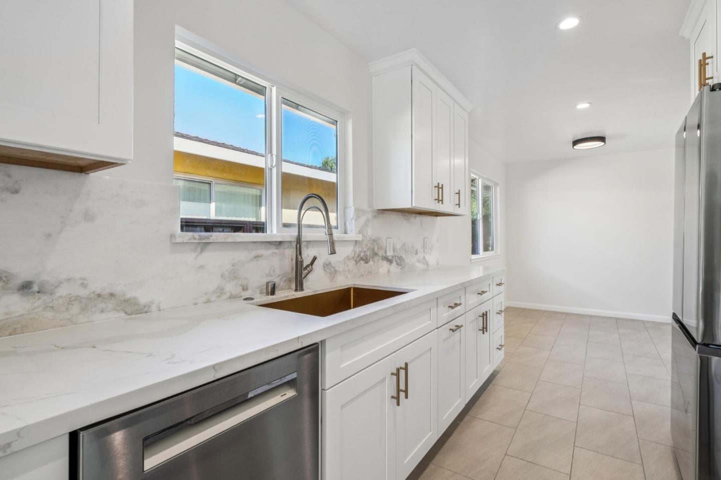 Detail Gallery Image 37 of 70 For 700 Gull Ave, Foster City,  CA 94404 - 3 Beds | 2 Baths