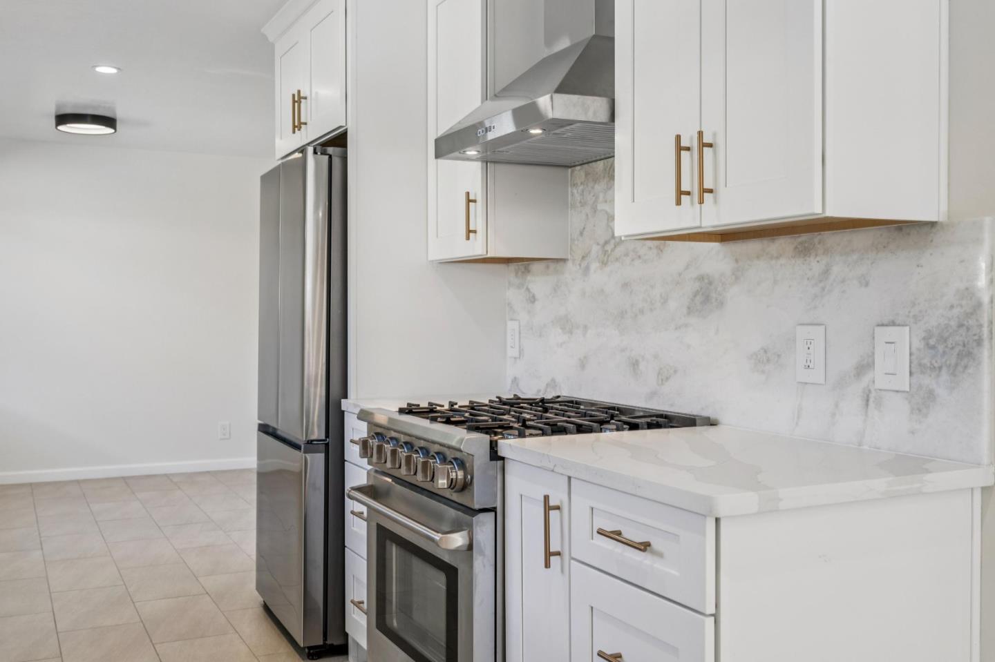 Detail Gallery Image 40 of 70 For 700 Gull Ave, Foster City,  CA 94404 - 3 Beds | 2 Baths