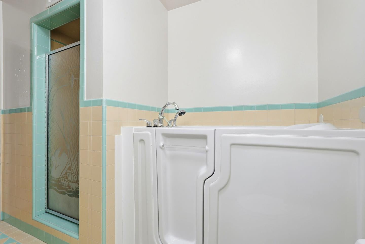 Detail Gallery Image 24 of 46 For 418 Sybil Ave, San Leandro,  CA 94577 - 2 Beds | 2 Baths