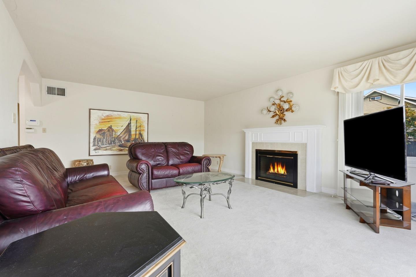 Detail Gallery Image 4 of 46 For 418 Sybil Ave, San Leandro,  CA 94577 - 2 Beds | 2 Baths