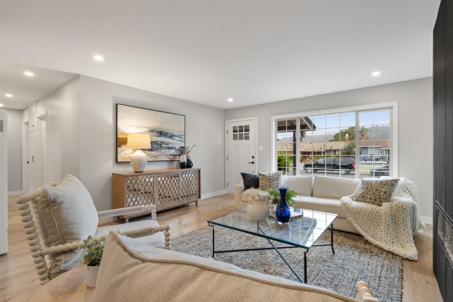 Detail Gallery Image 5 of 38 For 1416 Flores Dr, Pacifica,  CA 94044 - 4 Beds | 3 Baths