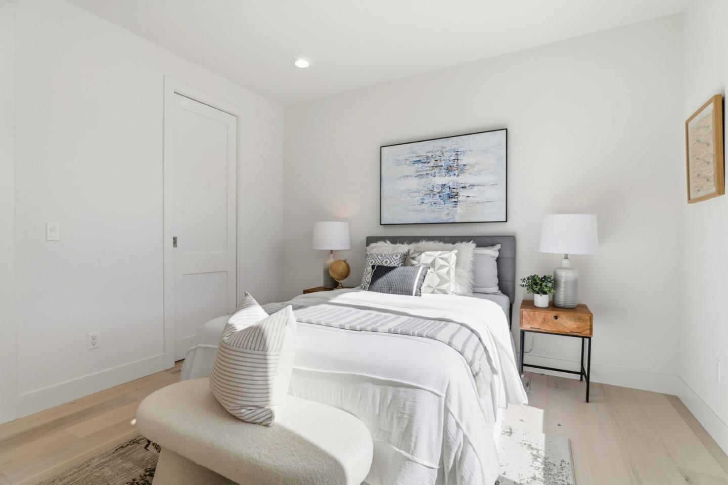 Detail Gallery Image 26 of 63 For 1685 Zinnia Ln, San Jose,  CA 95124 - 5 Beds | 5/1 Baths