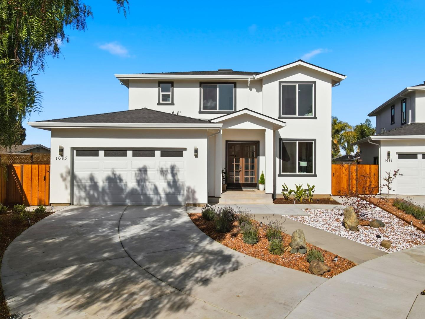 Detail Gallery Image 49 of 63 For 1685 Zinnia Ln, San Jose,  CA 95124 - 5 Beds | 5/1 Baths