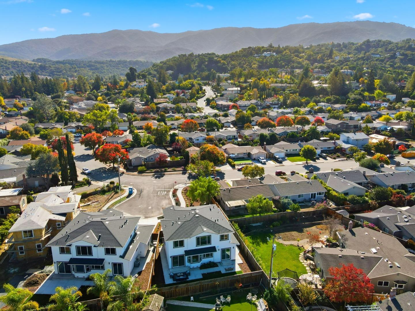 Detail Gallery Image 57 of 63 For 1685 Zinnia Ln, San Jose,  CA 95124 - 5 Beds | 5/1 Baths