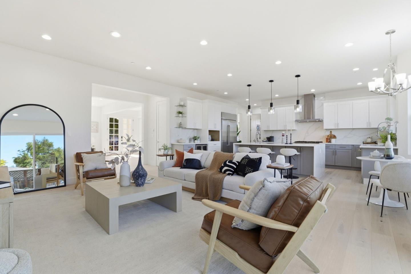 Detail Gallery Image 9 of 63 For 1685 Zinnia Ln, San Jose,  CA 95124 - 5 Beds | 5/1 Baths