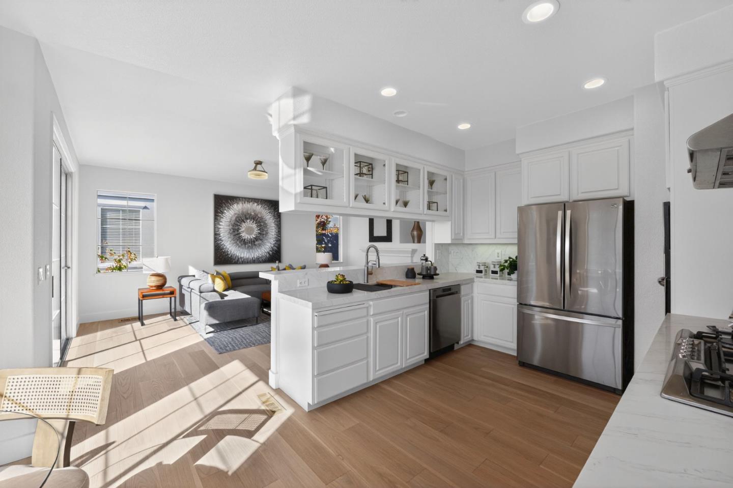 Detail Gallery Image 15 of 55 For 83 Parkgrove Dr, South San Francisco,  CA 94080 - 4 Beds | 2/1 Baths