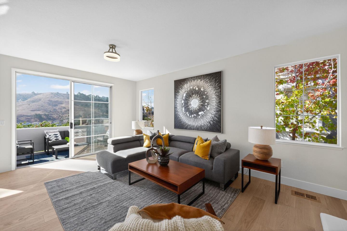 Detail Gallery Image 18 of 55 For 83 Parkgrove Dr, South San Francisco,  CA 94080 - 4 Beds | 2/1 Baths