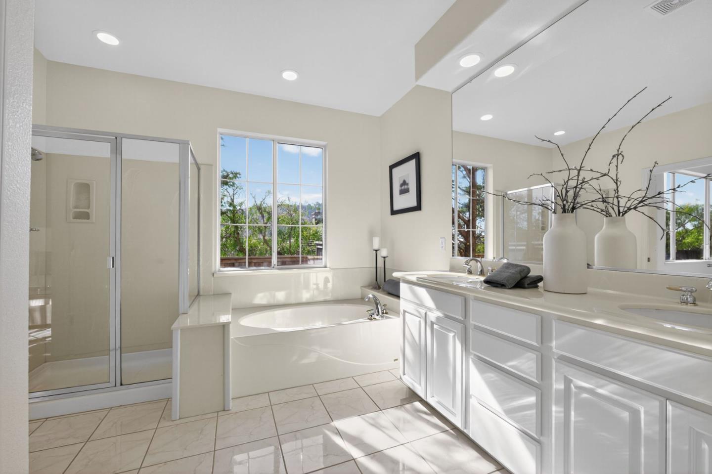 Detail Gallery Image 25 of 55 For 83 Parkgrove Dr, South San Francisco,  CA 94080 - 4 Beds | 2/1 Baths