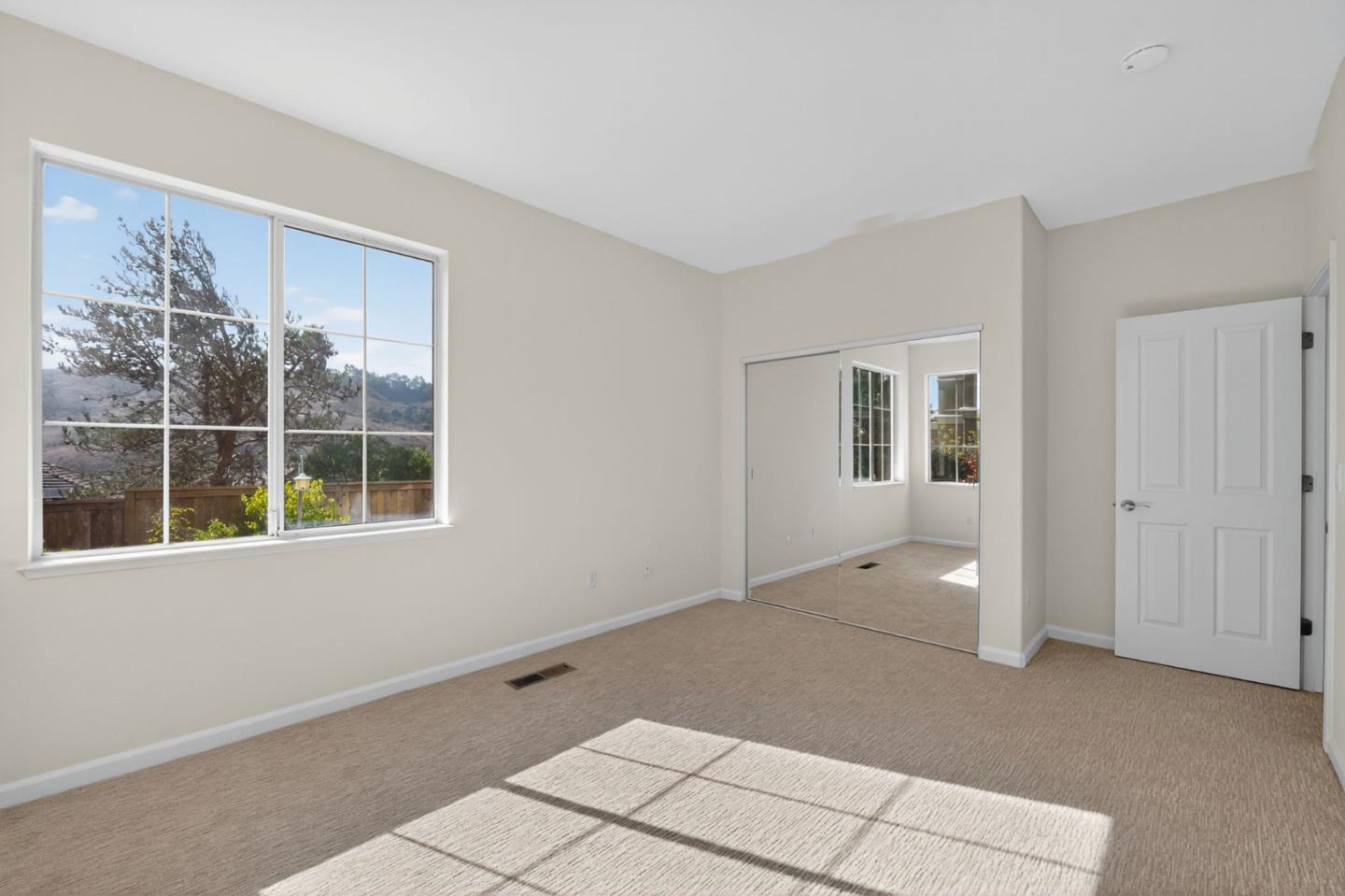 Detail Gallery Image 29 of 55 For 83 Parkgrove Dr, South San Francisco,  CA 94080 - 4 Beds | 2/1 Baths