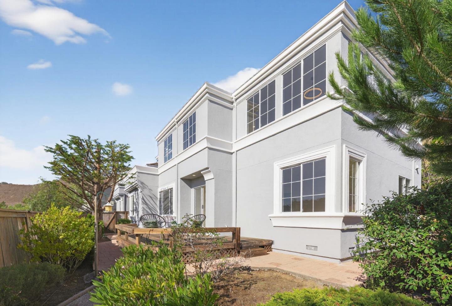 Detail Gallery Image 40 of 55 For 83 Parkgrove Dr, South San Francisco,  CA 94080 - 4 Beds | 2/1 Baths