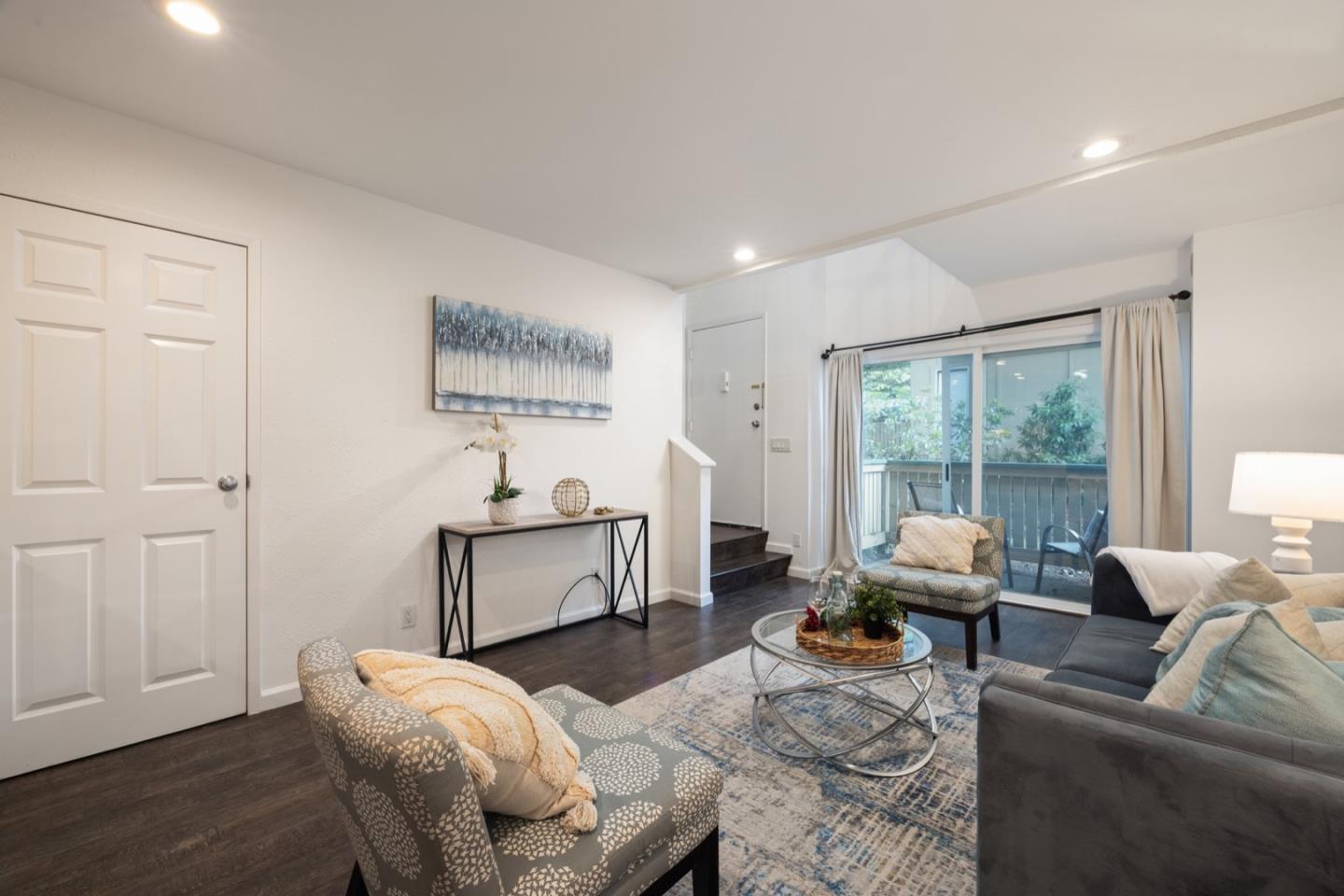 Detail Gallery Image 4 of 20 For 385 Mandarin Dr #5,  Daly City,  CA 94015 - 1 Beds | 1 Baths