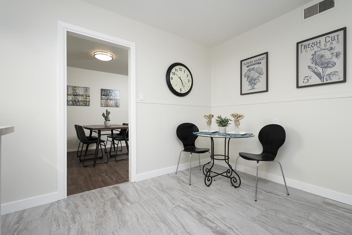 Detail Gallery Image 10 of 15 For 22 Duane St, Redwood City,  CA 94062 - – Beds | – Baths