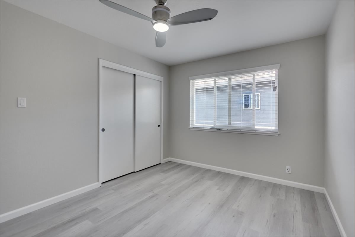 Detail Gallery Image 10 of 12 For 1151 Davis St, Redwood City,  CA 94061 - – Beds | – Baths