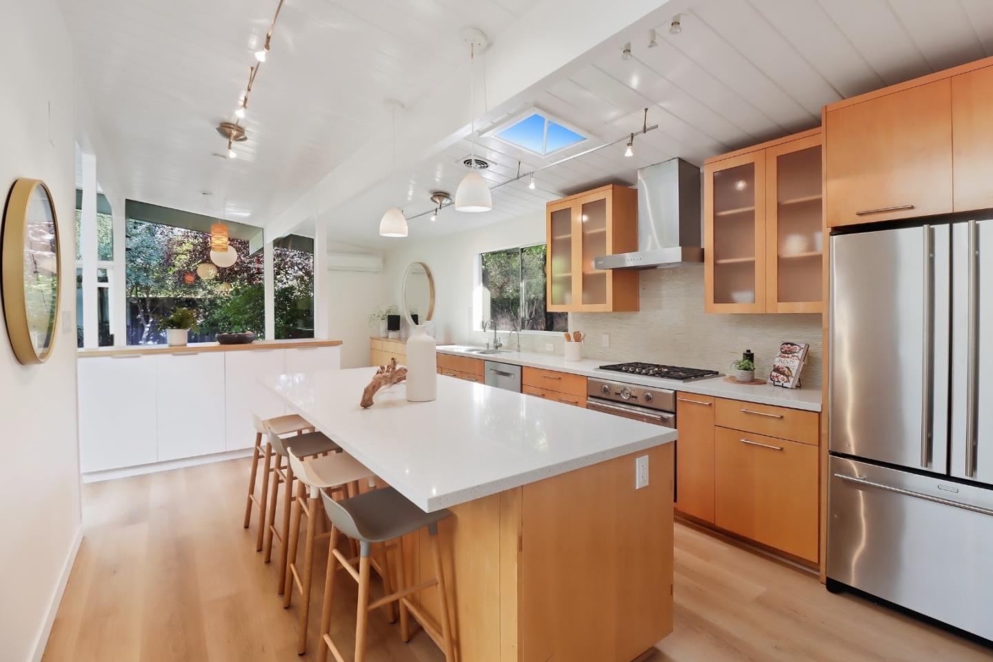 Detail Gallery Image 13 of 35 For 6179 Shadygrove, Cupertino,  CA 95014 - 4 Beds | 2 Baths