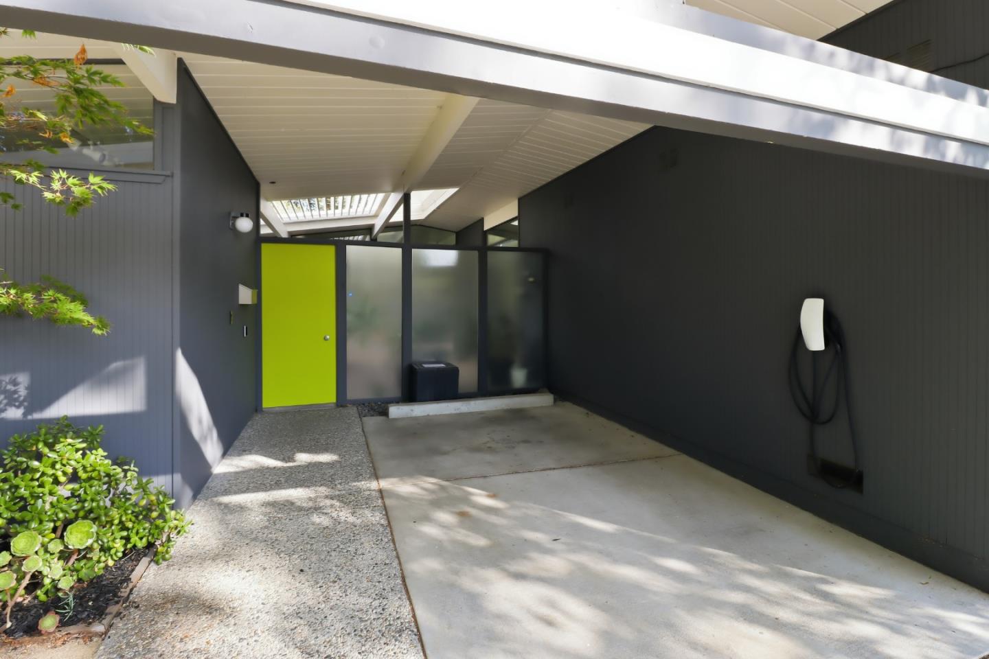 Detail Gallery Image 3 of 35 For 6179 Shadygrove, Cupertino,  CA 95014 - 4 Beds | 2 Baths