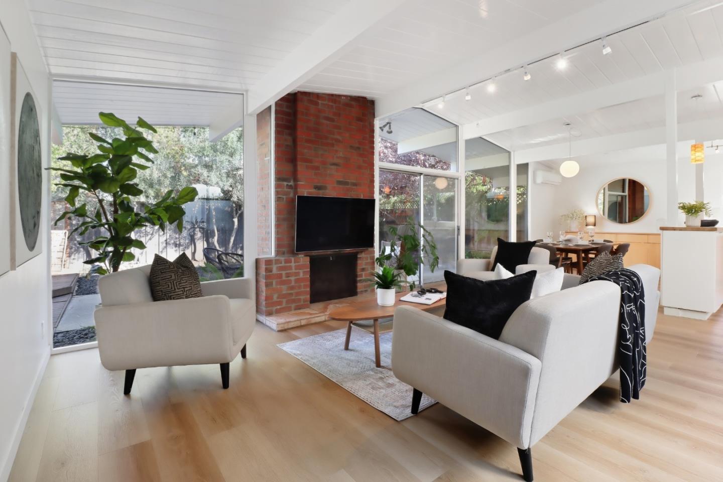 Detail Gallery Image 7 of 35 For 6179 Shadygrove, Cupertino,  CA 95014 - 4 Beds | 2 Baths