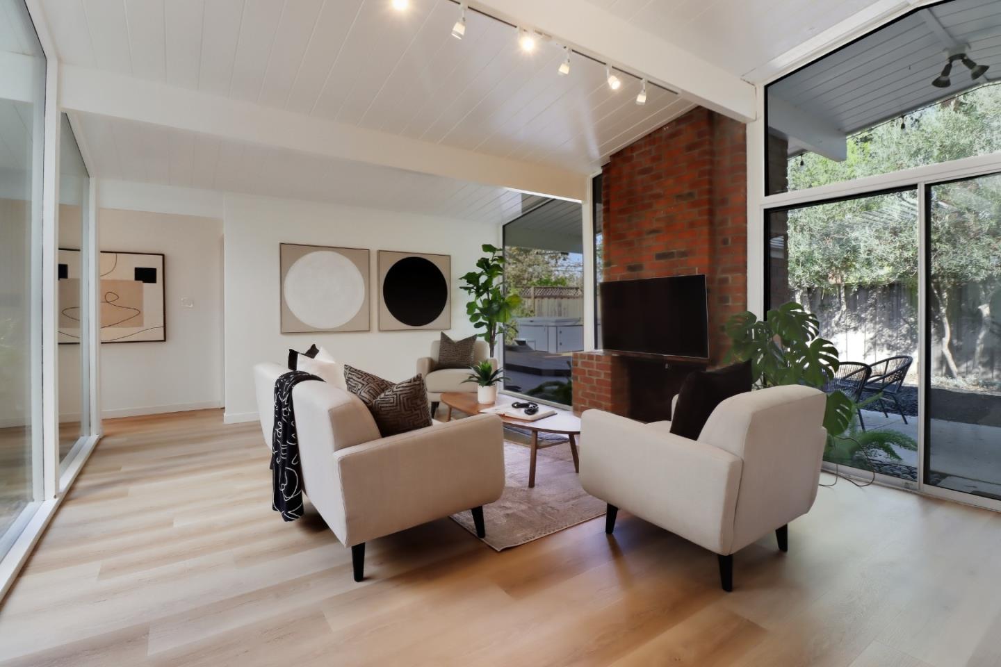 Detail Gallery Image 8 of 35 For 6179 Shadygrove, Cupertino,  CA 95014 - 4 Beds | 2 Baths