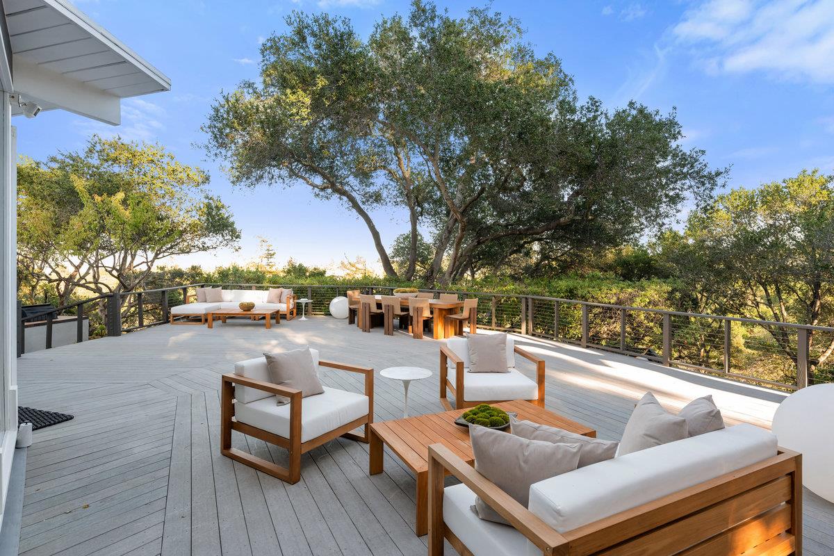 Detail Gallery Image 24 of 34 For 745 Endfield Way, Hillsborough,  CA 94010 - 4 Beds | 3 Baths