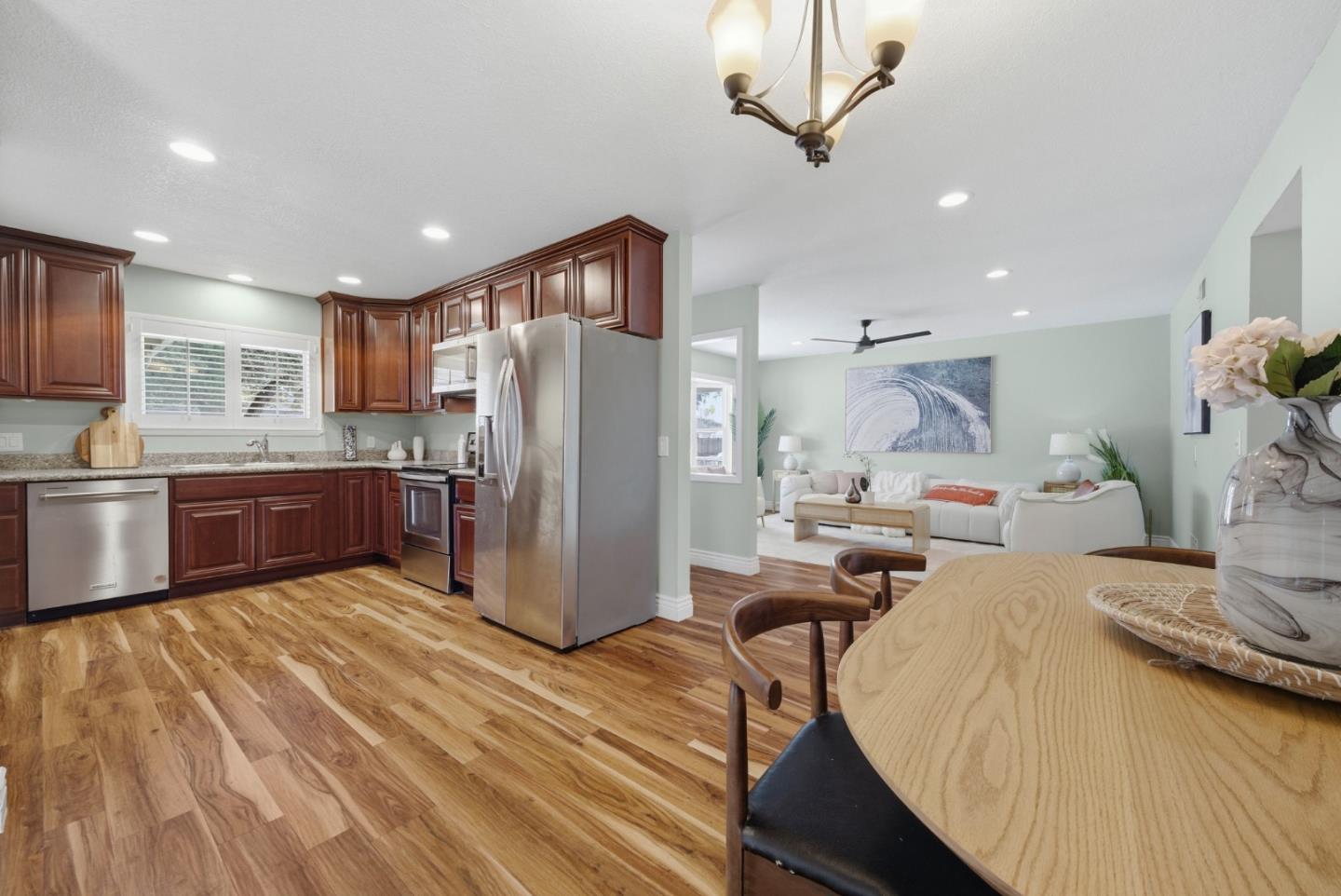 Detail Gallery Image 11 of 38 For 5756 Pontiac Dr, San Jose,  CA 95123 - 3 Beds | 2 Baths