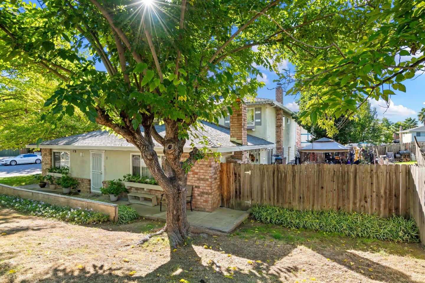 Detail Gallery Image 4 of 4 For 5555 Keoncrest Cir, Sacramento,  CA 95841 - – Beds | – Baths