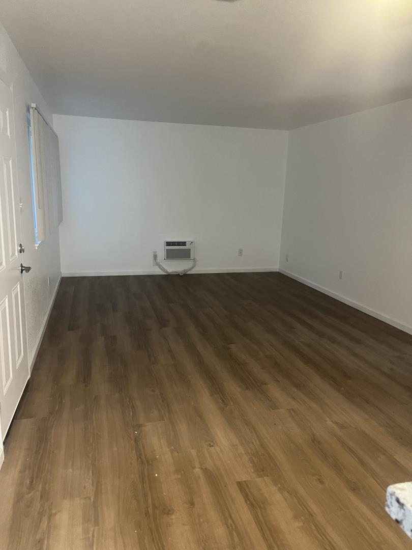 Detail Gallery Image 10 of 12 For 905 Carro Dr, Sacramento,  CA 95825 - – Beds | – Baths