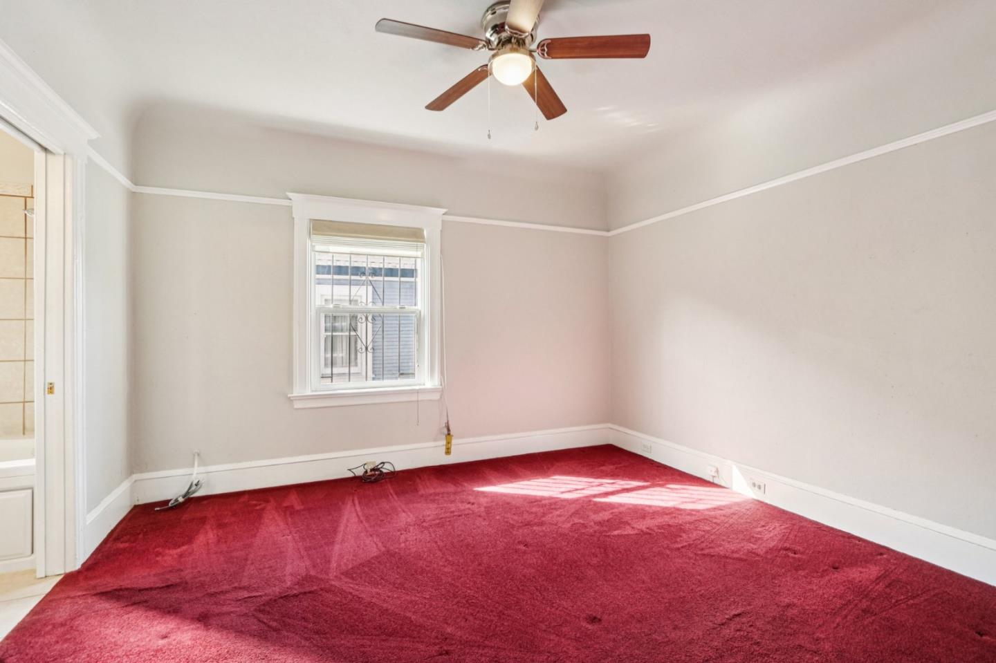 Detail Gallery Image 13 of 19 For 641 63rd St, Oakland,  CA 94609 - 2 Beds | 1 Baths