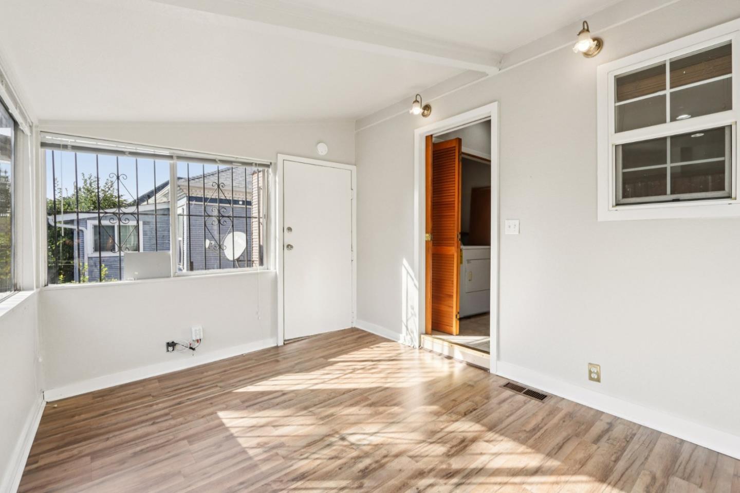 Detail Gallery Image 19 of 19 For 641 63rd St, Oakland,  CA 94609 - 2 Beds | 1 Baths