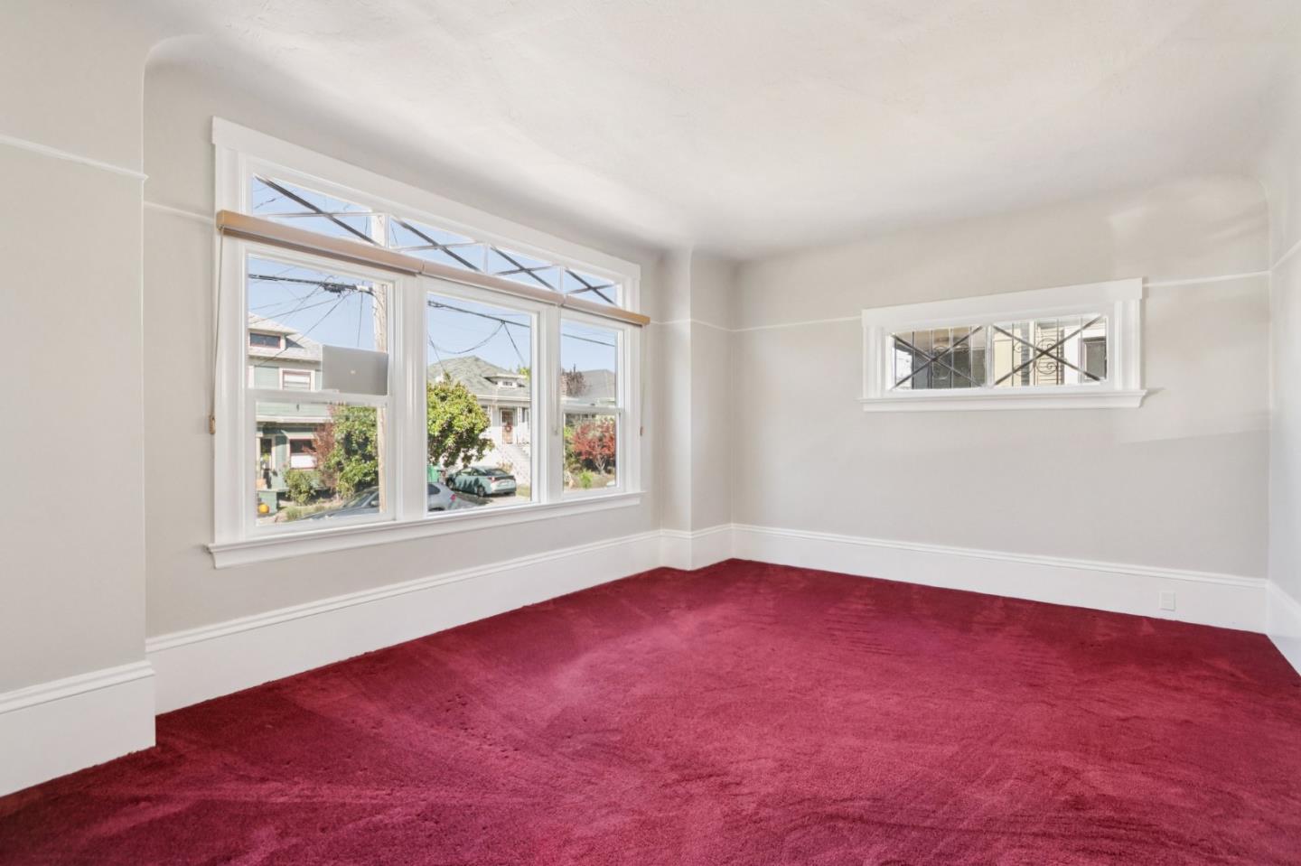 Detail Gallery Image 8 of 19 For 641 63rd St, Oakland,  CA 94609 - 2 Beds | 1 Baths