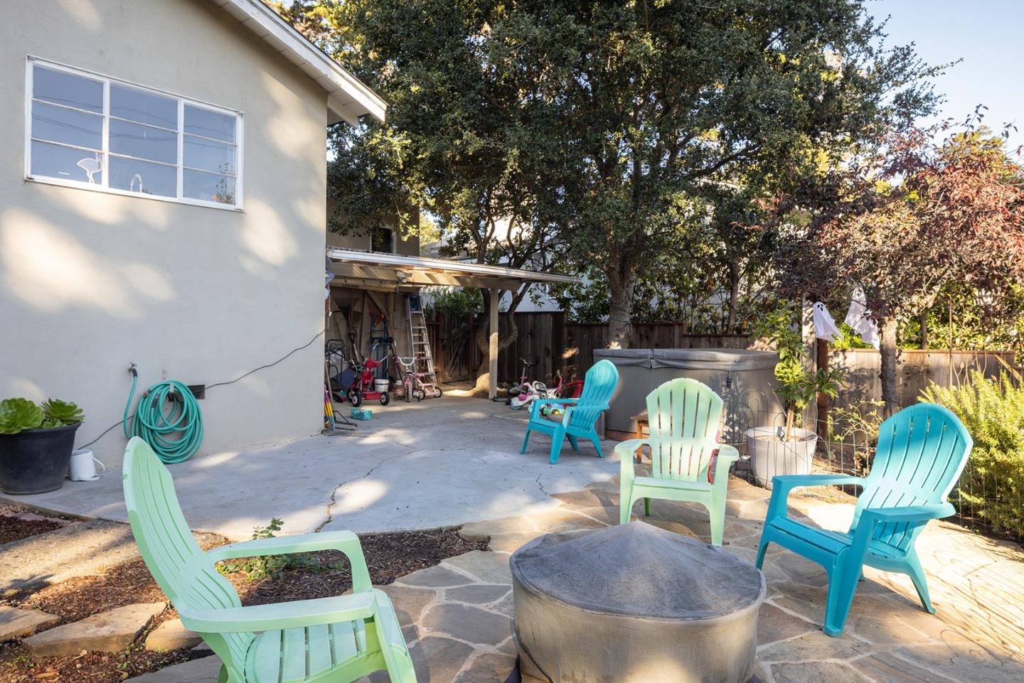 Detail Gallery Image 23 of 25 For 26027 Mesa Dr, Carmel,  CA 93923 - 3 Beds | 2 Baths