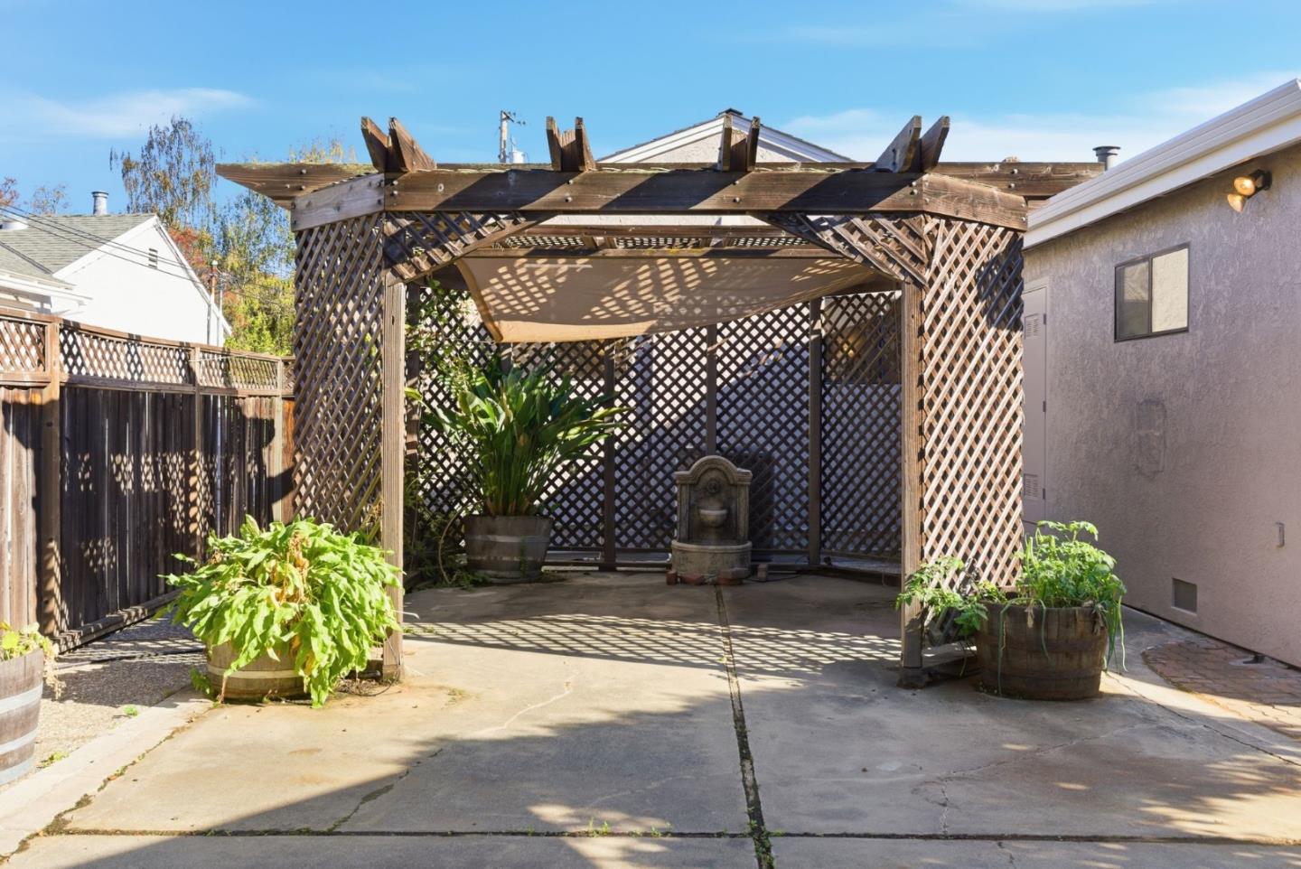 Detail Gallery Image 27 of 42 For 119 Florence St, Sunnyvale,  CA 94086 - 3 Beds | 1/1 Baths