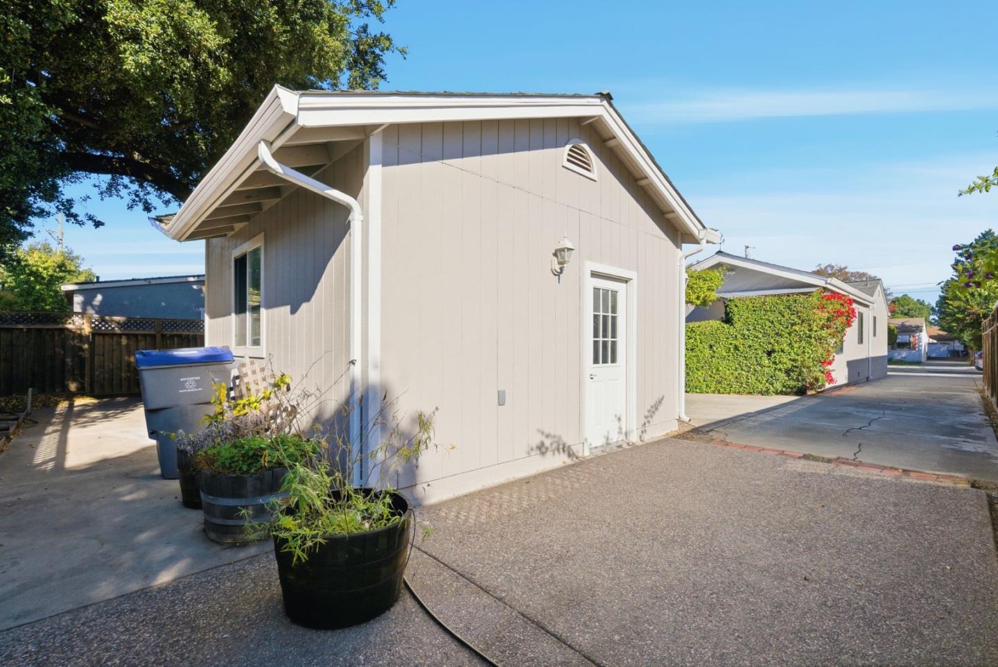 Detail Gallery Image 32 of 42 For 119 Florence St, Sunnyvale,  CA 94086 - 3 Beds | 1/1 Baths