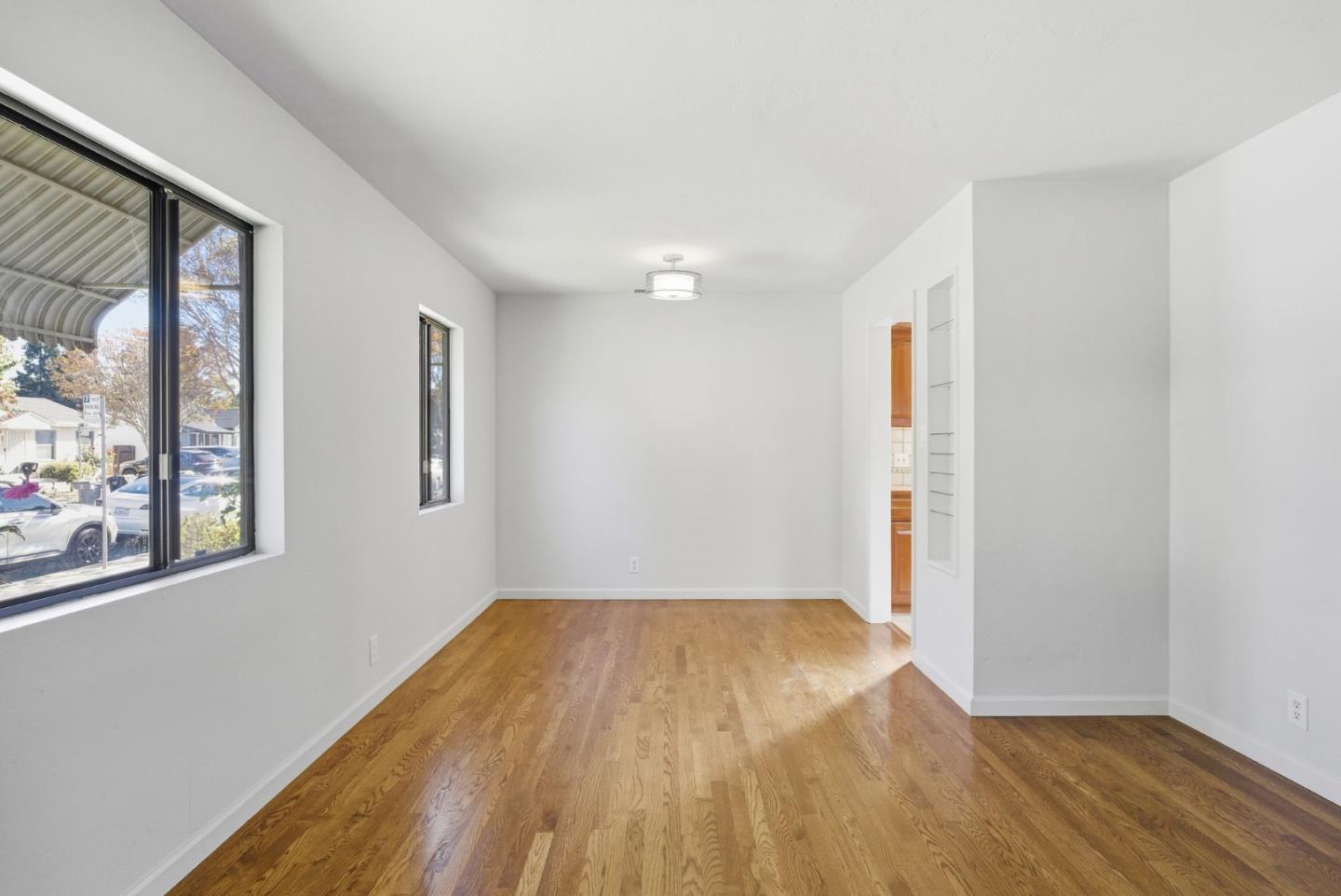 Detail Gallery Image 7 of 42 For 119 Florence St, Sunnyvale,  CA 94086 - 3 Beds | 1/1 Baths