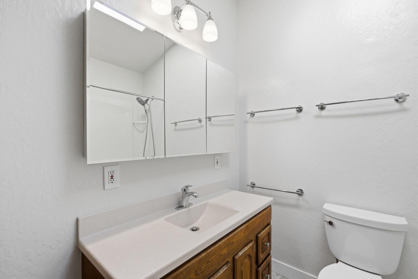 Detail Gallery Image 9 of 42 For 119 Florence St, Sunnyvale,  CA 94086 - 3 Beds | 1/1 Baths