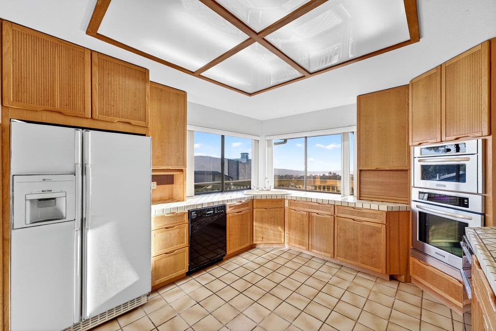 Detail Gallery Image 20 of 58 For 3475 Edgefield Pl, Carmel,  CA 93923 - 4 Beds | 2/1 Baths