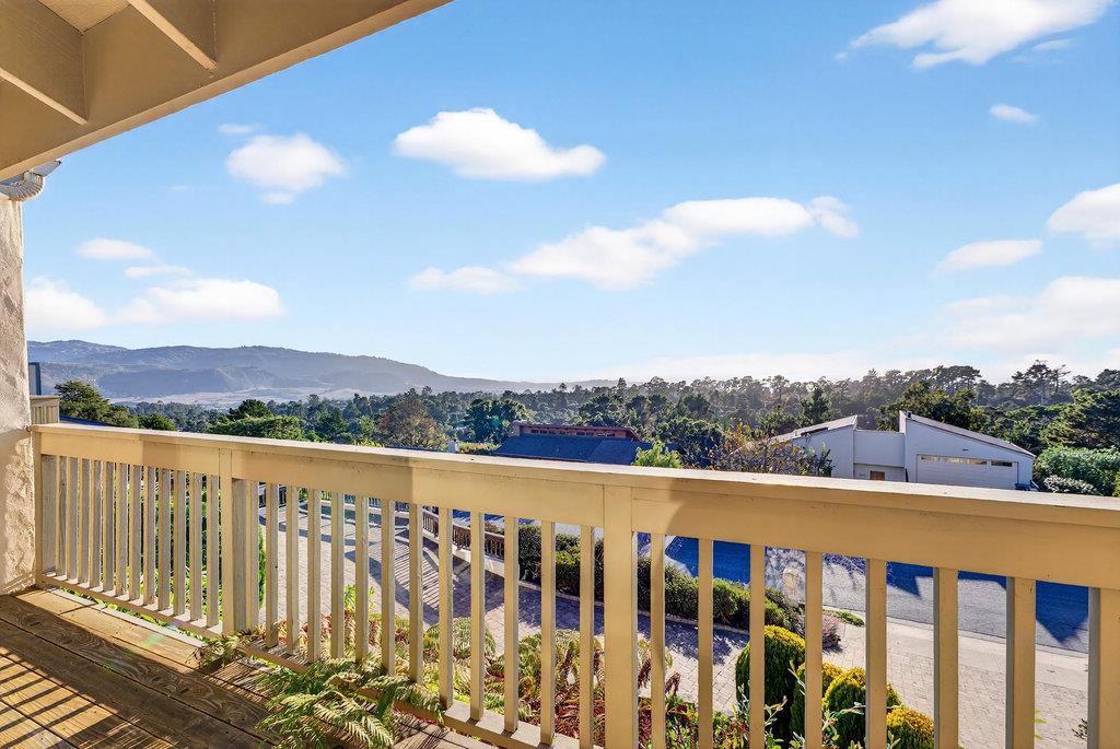 Detail Gallery Image 31 of 58 For 3475 Edgefield Pl, Carmel,  CA 93923 - 4 Beds | 2/1 Baths