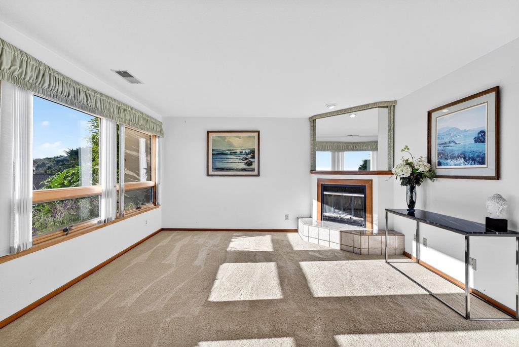 Detail Gallery Image 9 of 58 For 3475 Edgefield Pl, Carmel,  CA 93923 - 4 Beds | 2/1 Baths