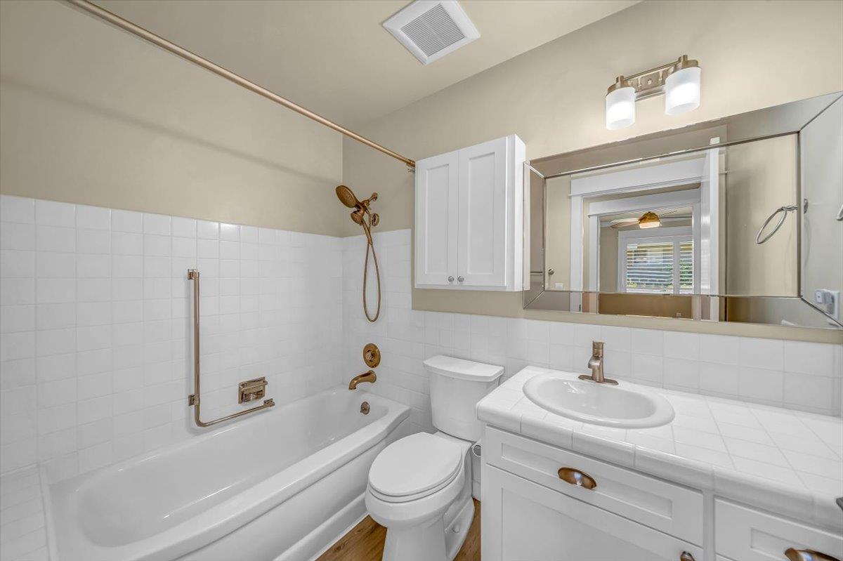 Detail Gallery Image 21 of 32 For 44 Hacienda Carmel, Carmel,  CA 93923 - 2 Beds | 2 Baths