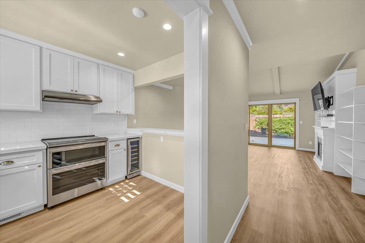 Detail Gallery Image 5 of 32 For 44 Hacienda Carmel, Carmel,  CA 93923 - 2 Beds | 2 Baths