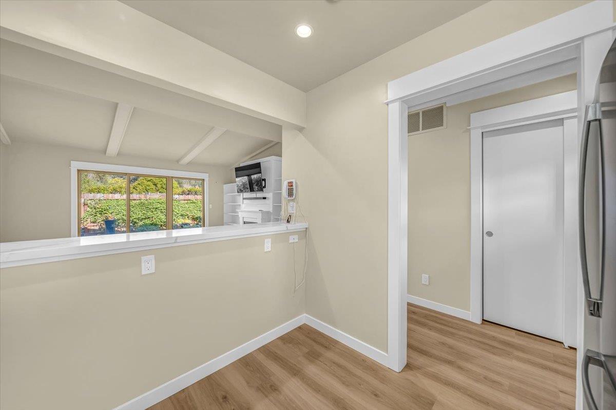 Detail Gallery Image 7 of 32 For 44 Hacienda Carmel, Carmel,  CA 93923 - 2 Beds | 2 Baths