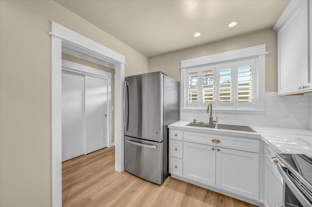 Detail Gallery Image 8 of 32 For 44 Hacienda Carmel, Carmel,  CA 93923 - 2 Beds | 2 Baths