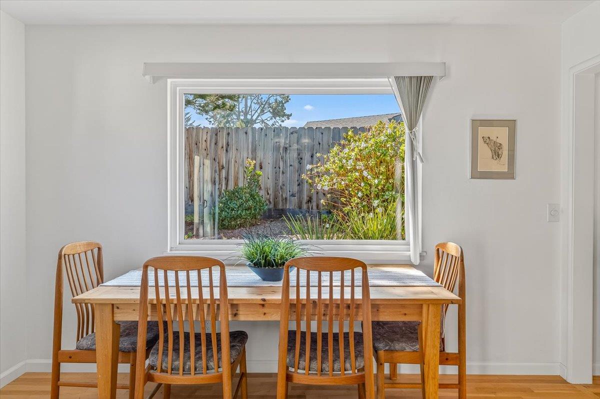 Detail Gallery Image 24 of 70 For 2120 Messina Pl, Monterey,  CA 93940 - 3 Beds | 2 Baths