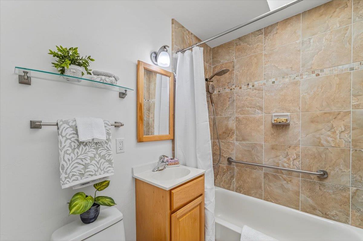 Detail Gallery Image 42 of 70 For 2120 Messina Pl, Monterey,  CA 93940 - 3 Beds | 2 Baths