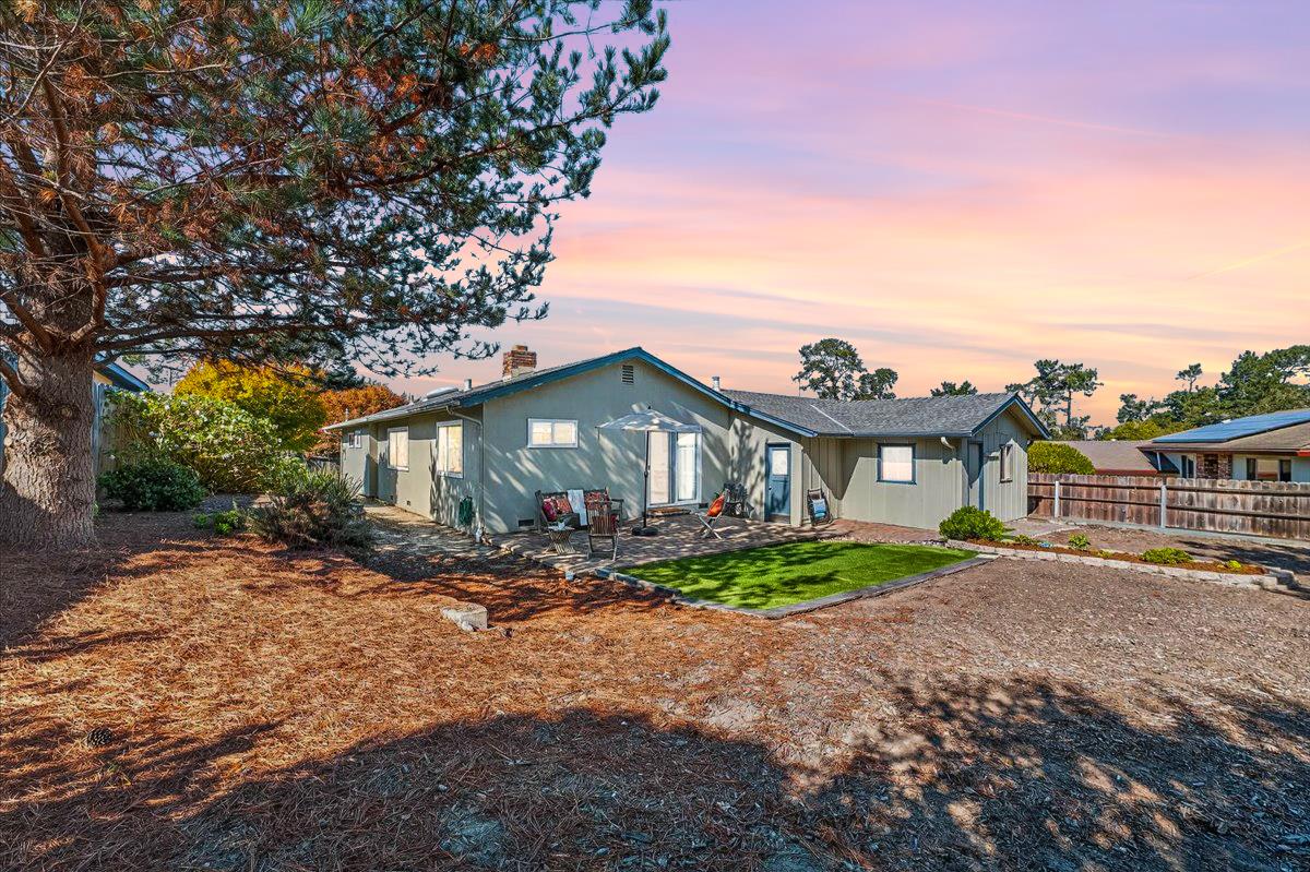 Detail Gallery Image 47 of 70 For 2120 Messina Pl, Monterey,  CA 93940 - 3 Beds | 2 Baths