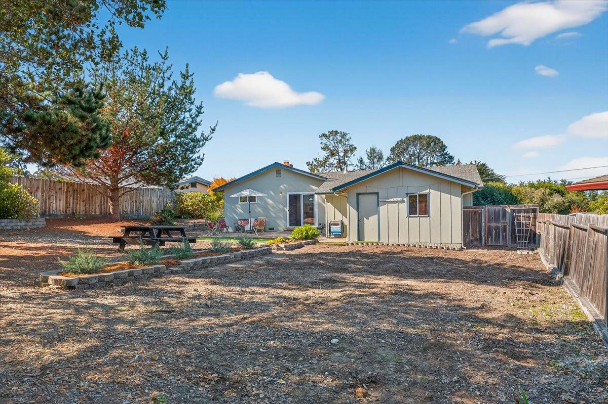 Detail Gallery Image 52 of 70 For 2120 Messina Pl, Monterey,  CA 93940 - 3 Beds | 2 Baths