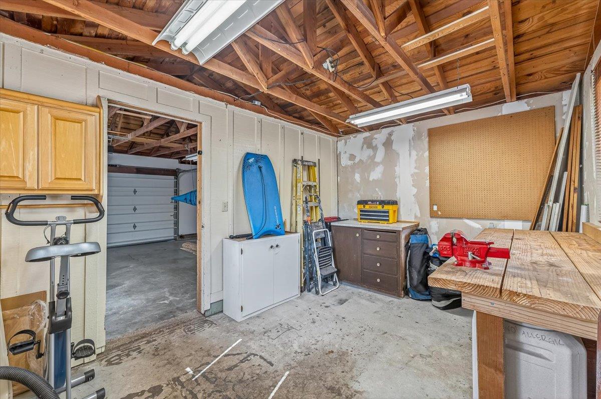 Detail Gallery Image 56 of 70 For 2120 Messina Pl, Monterey,  CA 93940 - 3 Beds | 2 Baths