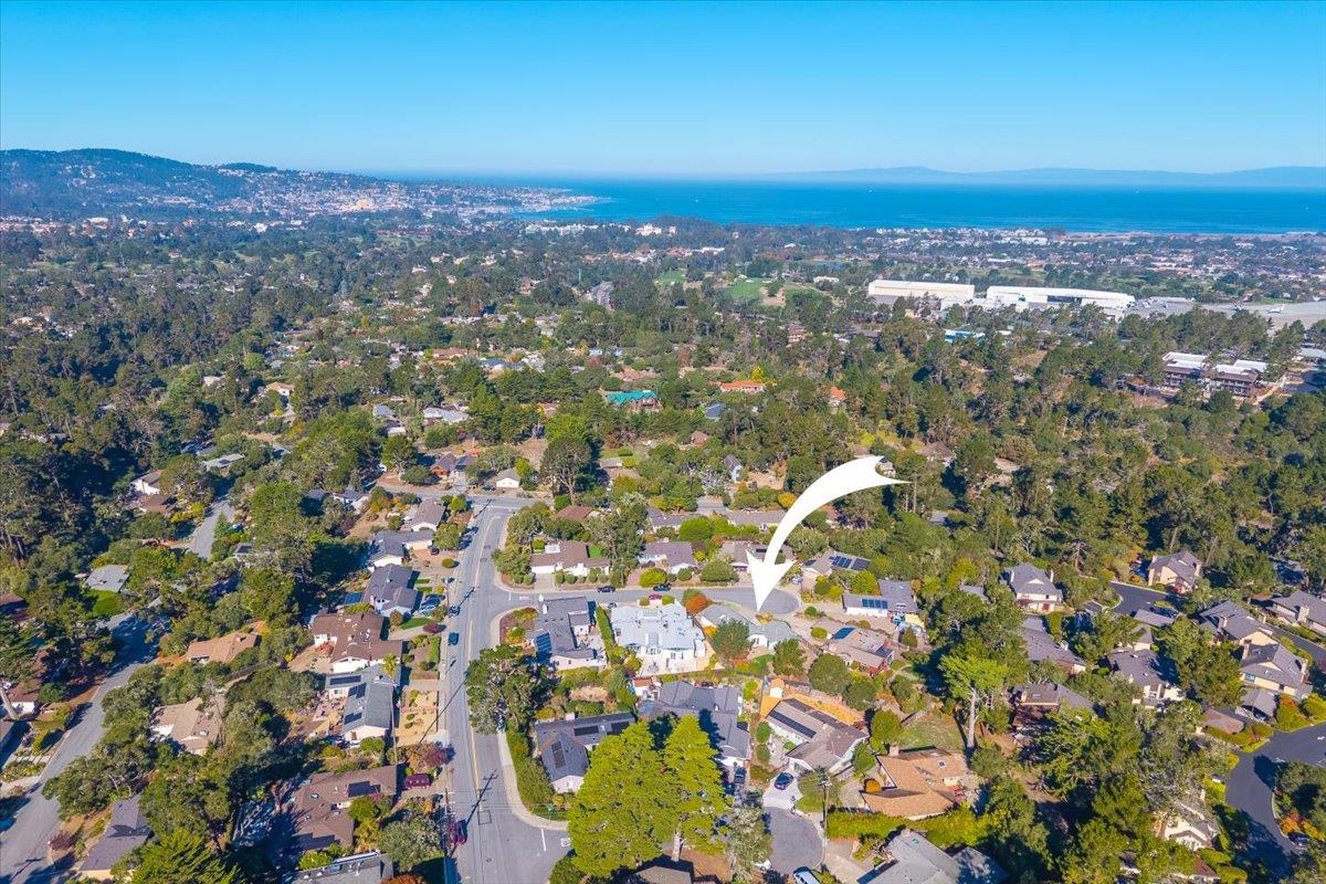 Detail Gallery Image 6 of 70 For 2120 Messina Pl, Monterey,  CA 93940 - 3 Beds | 2 Baths