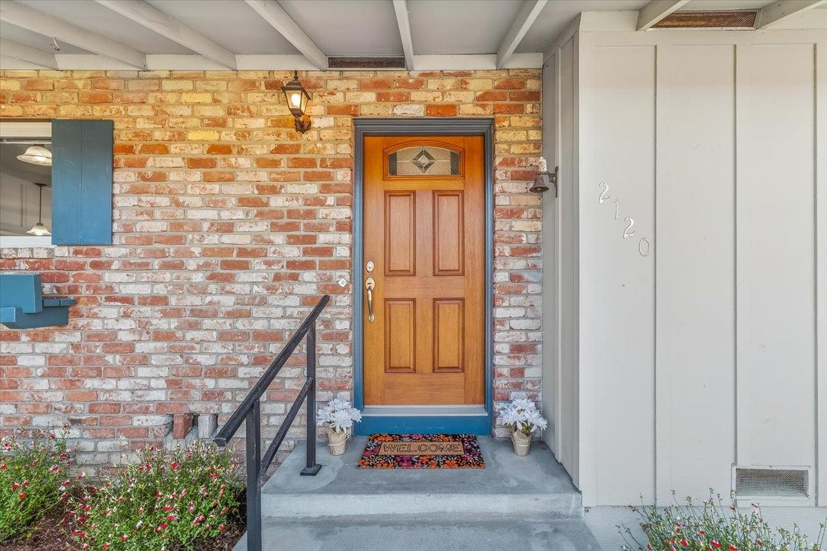 Detail Gallery Image 9 of 70 For 2120 Messina Pl, Monterey,  CA 93940 - 3 Beds | 2 Baths